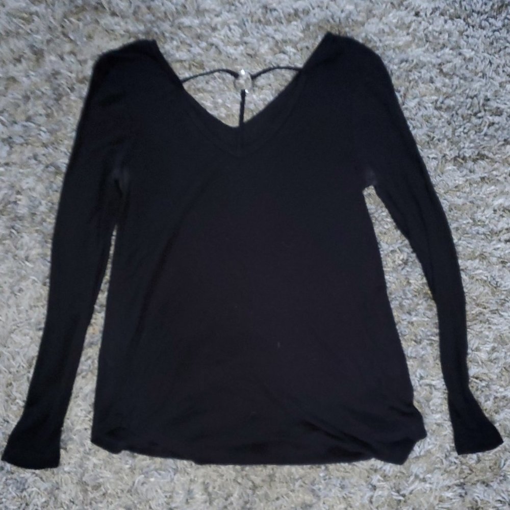 Black Long Sleeve V Neck